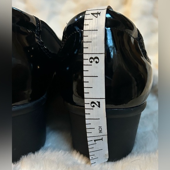 Dexflex Comfort Black Women's Slip on wedge heel women’s size 7.5 Wide - Picture 10 of 11